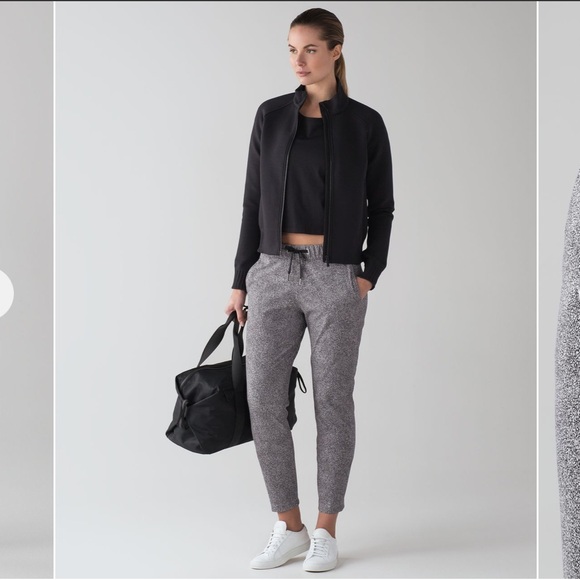 On the Fly ~ Sea Spray Alpine White Dark Chrome - Picture 1 of 8